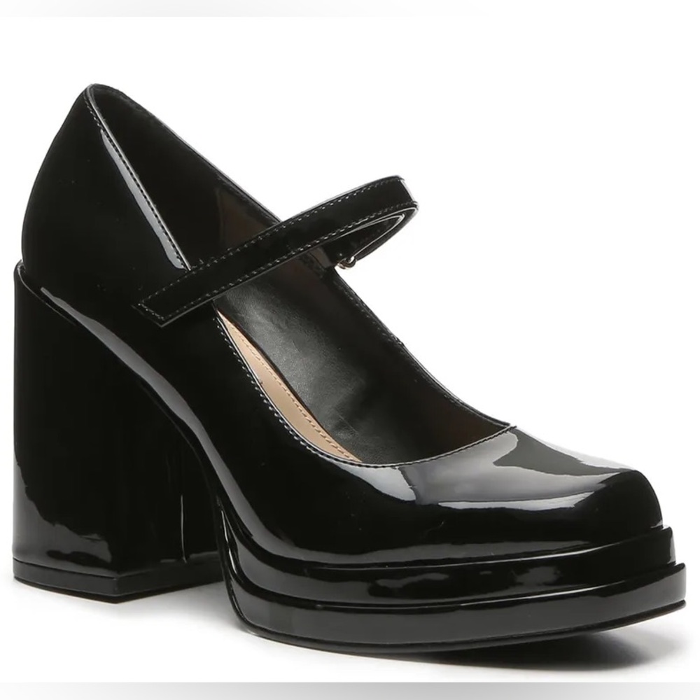 Steve Madden Nylo Mary Jane Pump